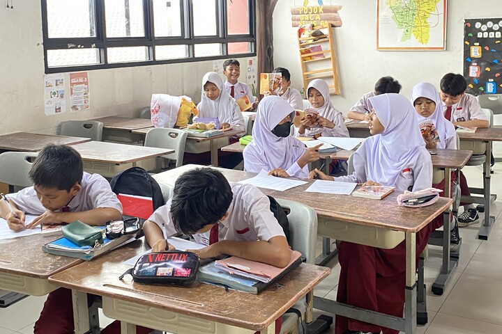 KRISIS HULU HILIR PENDIDIKAN
